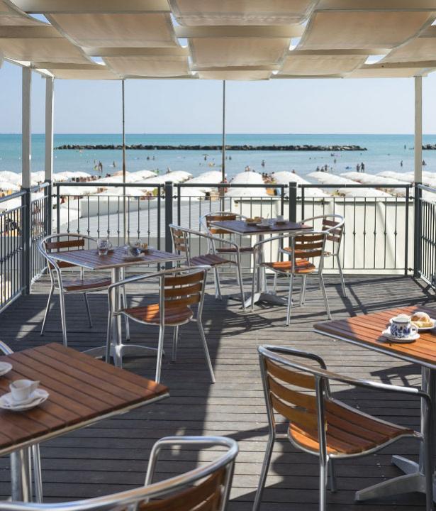 hstrand en august-in-bellaria-hotel-facing-the-sea-all-inclusive-full-board 014